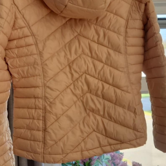 Michael Kors coat - Picture 3 of 3